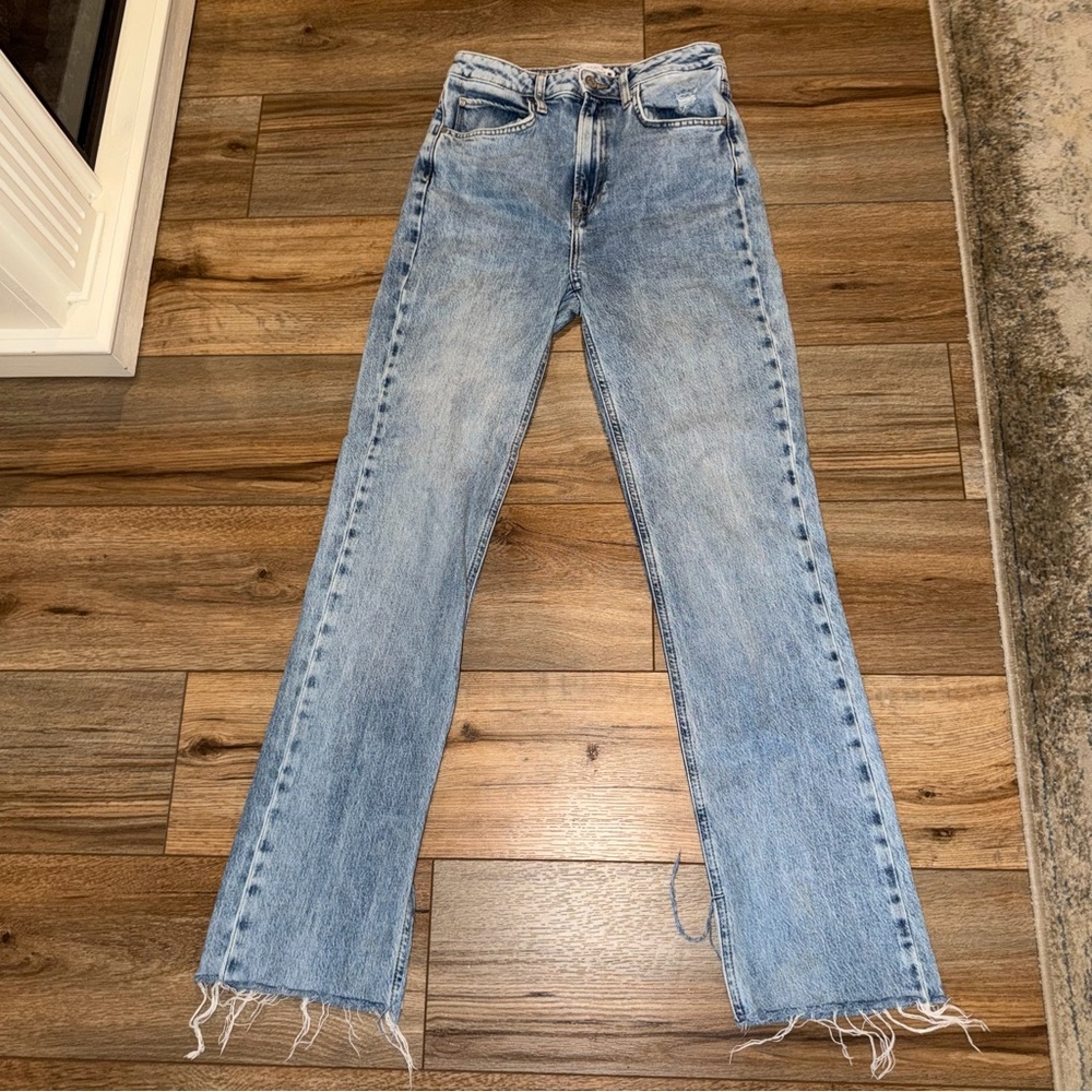 Zara Jeans Womens 4 Blue Straight High Rise Distressed Slit Hem Denim Stretch